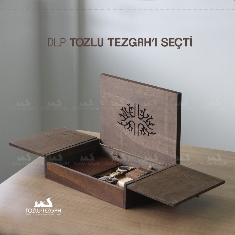 DLP ahşap kutuda Tozlu Tezgah’ı seçti — Suudi Arabistan