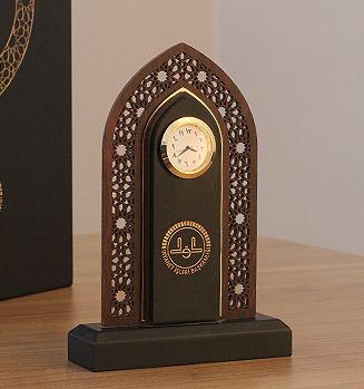 Ahşap Kutulu Masa Saati